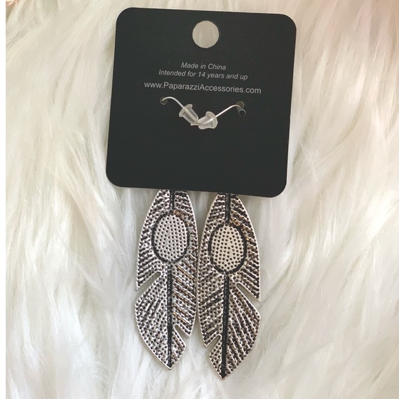 Paparazzi - Picture 2 of 2